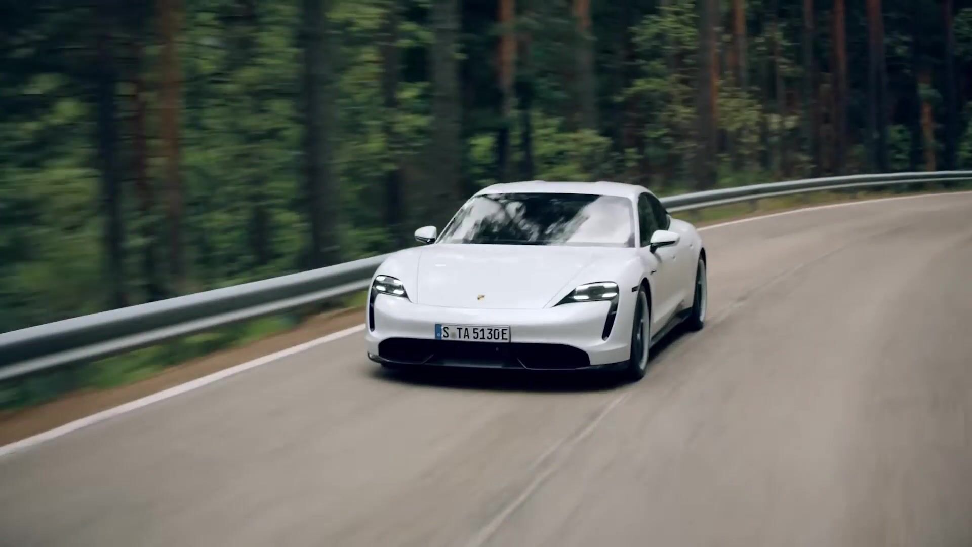 The new Porsche Taycan - Performance Highlights